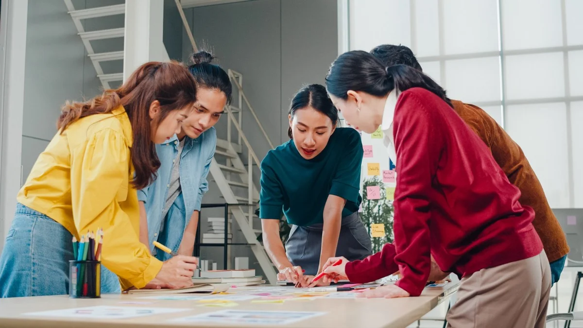 CÁ NHÂN HOÁ,
TẬP TRUNG VÀO CON NGƯỜI